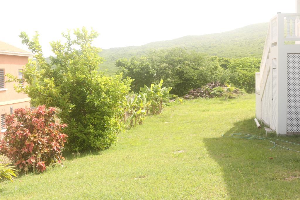 Villa Benito Nevis Exterior photo
